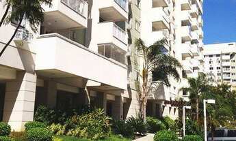 Imagem 2: Apartamento com 2 dormitórios à venda, 64 m² por R$ 500.000,00 - Camorim - Rio de Janeiro