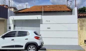 Imagem: VENDO CASA EXCELENTE NO CENTRO DE TERESINA
