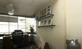 Imagem 2: Apartamento à venda no bairro Petrópolis com 196 m² e 3 dormitórios/quartos