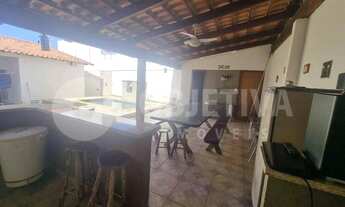 Imagem 3: Casa para aluguel, 3 quartos, 1 suíte, 2 vagas, ALTO UMUARAMA - UBERLANDIA/MG