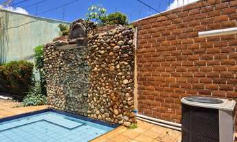 Imagem 3: Casa a venda com piscina e 3 quartos na Avenida Paul Harris, Zona Leste de Londrina