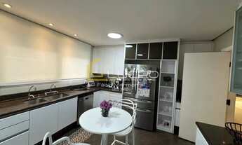 Imagem 6: Casa em Condomínio Fechado para aluguel mobiliadocom 385 m² e 4 quartos em Vila Aviação, B