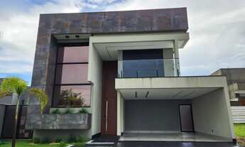 Imagem 2: Sobrado para venda com 246 metros quadrados com 4 quartos