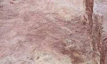 Imagem 6: Vendo lote no JD.batista. embu das artes