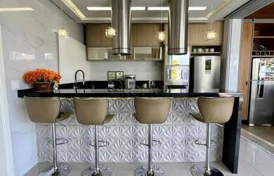 Imagem 3: Sobrado à venda em Indaiatuba, Jardim Residencial Dona Lucilla, com 4 suítes, com 342 m²