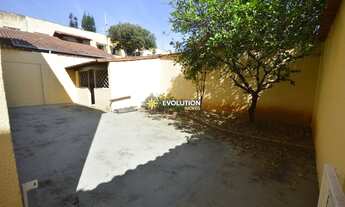 Imagem 3: Casa para venda possui 360 metros quadrados com 4 quartos em Copacabana - Belo Horizonte