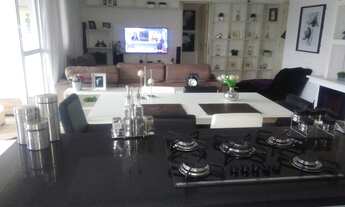 Imagem 3: Apartamento para venda possui 137 metros quadrados com 3 quartos em Vila Gumercindo - São