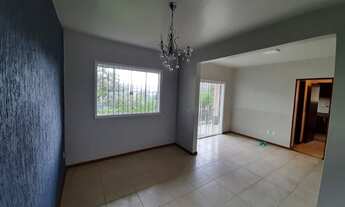 Imagem 2: QUITANDINHA : VENDO BELA CASA EM PONTO NOBRE