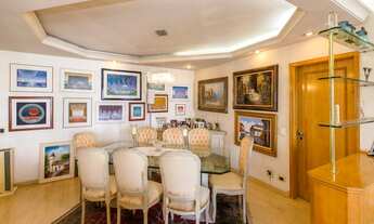 Imagem 7: Linda vista de Eucaliptos desse charmoso apartamento de 160m2 no Real Parque