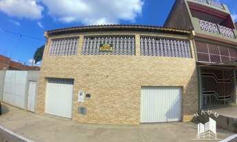 Imagem: Casa com 2 dormitórios - venda por R$ 490.000,00