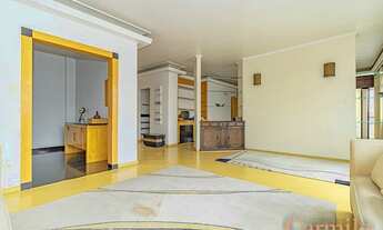 Imagem 4: Living amplo em andar alto, calmo e seguro