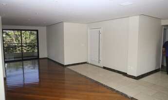 Imagem 4: Apartamento para aluguel e venda possui 240 metros quadrados com 3 quartos