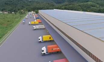 Imagem: Galpão/Depósito/Armazém 33.879 - 40 DOCAS