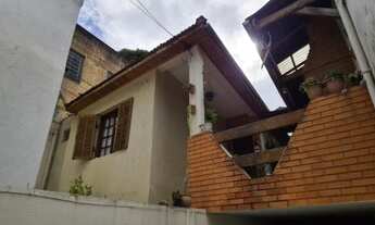 Imagem 3: CASA-115M²-3 SUÍTES-AMPLA SALA-COZINHA-COPA-LAVANDERIA-SALA-CHURRASQUEIRAS-5 CARROS