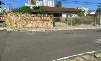 Imagem: Casa de esquina no Setor Oeste