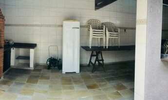 Imagem 5: EXCELENTE CASA COM 4 QUARTOS, 1 SÚITE, PISCINA A UMA QUADRA DA PRAIA !