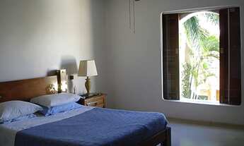 Imagem 2: Casa de alto padrão em ótima localização! 4 SUÍTES 6 VAGAS!