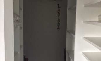 Imagem 7: Apartamento para venda possui 245 metros quadrados com 4 quartos