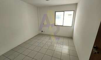 Imagem 3: Apartamento espaçoso com 4 dormitórios e 2 vagas na Rua Oscar Freire