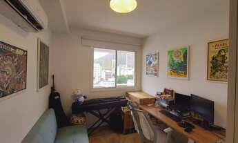 Imagem 2: Apartamento para venda com 72 metros quadrados com 2 quartos em Botafogo - Rio de Janeiro