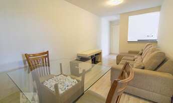 Imagem 3: Apartamento para Aluguel - Capão Raso, 2 Quartos, 45 m2