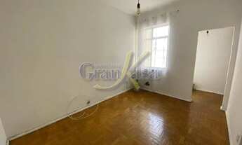 Imagem 2: Quarto e Sala bem dividido em ótima localização