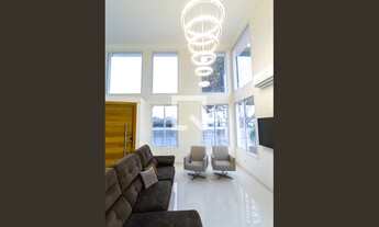 Imagem 6: Casa para Aluguel - Água Fria, 3 Quartos, 700 m2