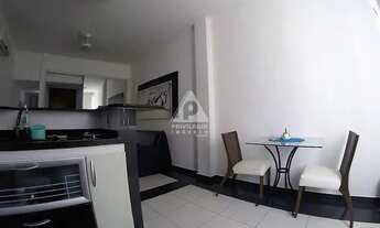 Imagem 4: Ipanema - Quarto e Sala todo reformado com 46m² a uma quadra da praia