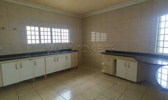 Imagem 3: Botucatu - Casa Padrão - Jardim Paraiso