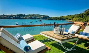 Imagem 4: Casarão pé na areia com piscina