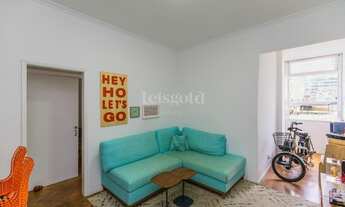 Imagem 2: NO CORAÇÃO DE COPACABANA, TODO CHARME E SILÊNCIO