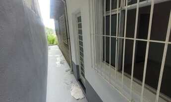 Imagem 2: Casa para locação com 2 dormitórios, vaga de garagem, independente no Serpa - Caieiras - S