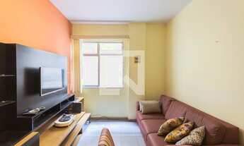 Imagem 2: Apartamento para Aluguel - Grajaú, 2 Quartos, 75 m2