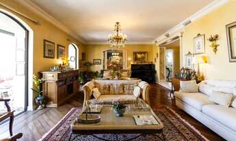 Imagem 4: Apartamento alto padrão, 4 dormitórios sendo 4 suítes e 4 vagas, a poucos minutos do Shopp