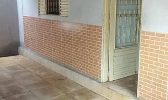 Imagem: Vende-se Casa com Barracão