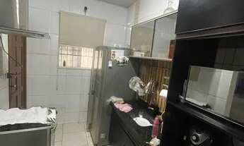 Imagem 5: Arsenal Imóveis vende- Duplex no bairro Jardim Republica com sacada e piscina