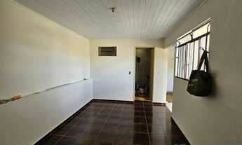 Imagem 5: Residência de fundos em alvenaria localizada na Rua Rio Apucarana esquina com a Rua Rio da