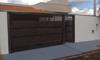 Imagem: Casa com 2 Quartos (1 Suíte), 72m² - Residencial