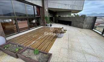 Imagem 6: Apartamento de 4 suítes vista livre para o MAC com 4 vagas