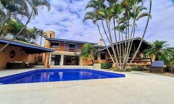 Imagem 2: Casa com 03 dormitórios, sendo três suítes para venda na Granja Viana - Cotia/SP