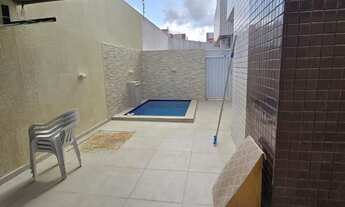 Imagem 2: Apartamento terreo com área externa e piscina. privativa