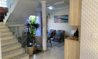 Imagem 2: Casa para Venda em Florianópolis, Morro das Pedras, 4 dormitórios, 1 suíte, 2 banheiros, 1