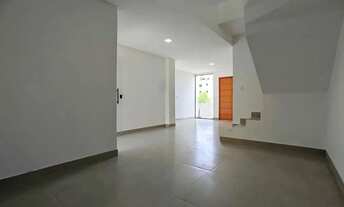 Imagem 2: Casa com 3 quartos à venda, 150 m² por R$ 570.000 - Jardim São João - Juiz de Fora/MG