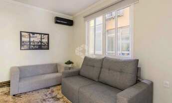 Imagem 4: Apartamento de 2 Dormitórios Reformado e Mobiliado - Próximo ao HPS