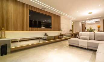 Imagem 2: 4 quartos com 4 suítes finamente montado e com vista frontal para o mar