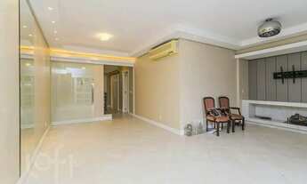 Imagem 3: Casa à venda em Vila Jardim com 284 m², 3 quartos, 1 suíte, 3 vagas