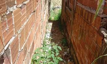 Imagem 2: 2 casas Casa com 2 dormitórios