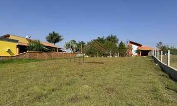 Imagem 7: Terreno com 1.000 m² em condomínio, local tranquilo com vizinhos moradores, Porangaba SP