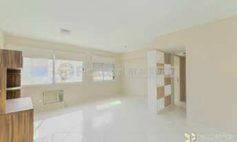 Imagem 2: Apartamento à venda no bairro Santo Antônio - Porto Alegre/RS