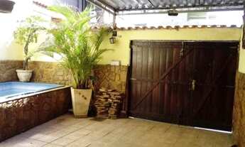 Imagem 5: Casa para Venda em Nilópolis, Centro, 2 dormitórios, 1 suíte, 2 banheiros, 2 vagas